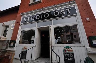 Studio Ost Bar